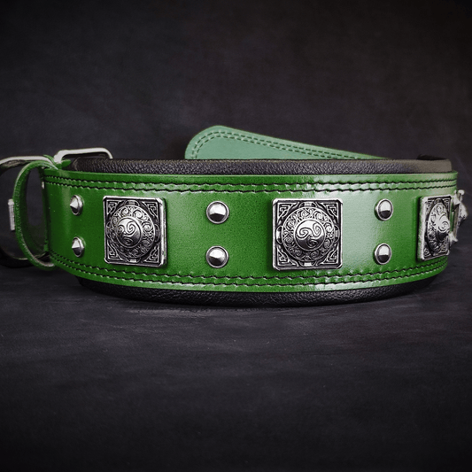 Woofyco Eros green leather collar with padded lining