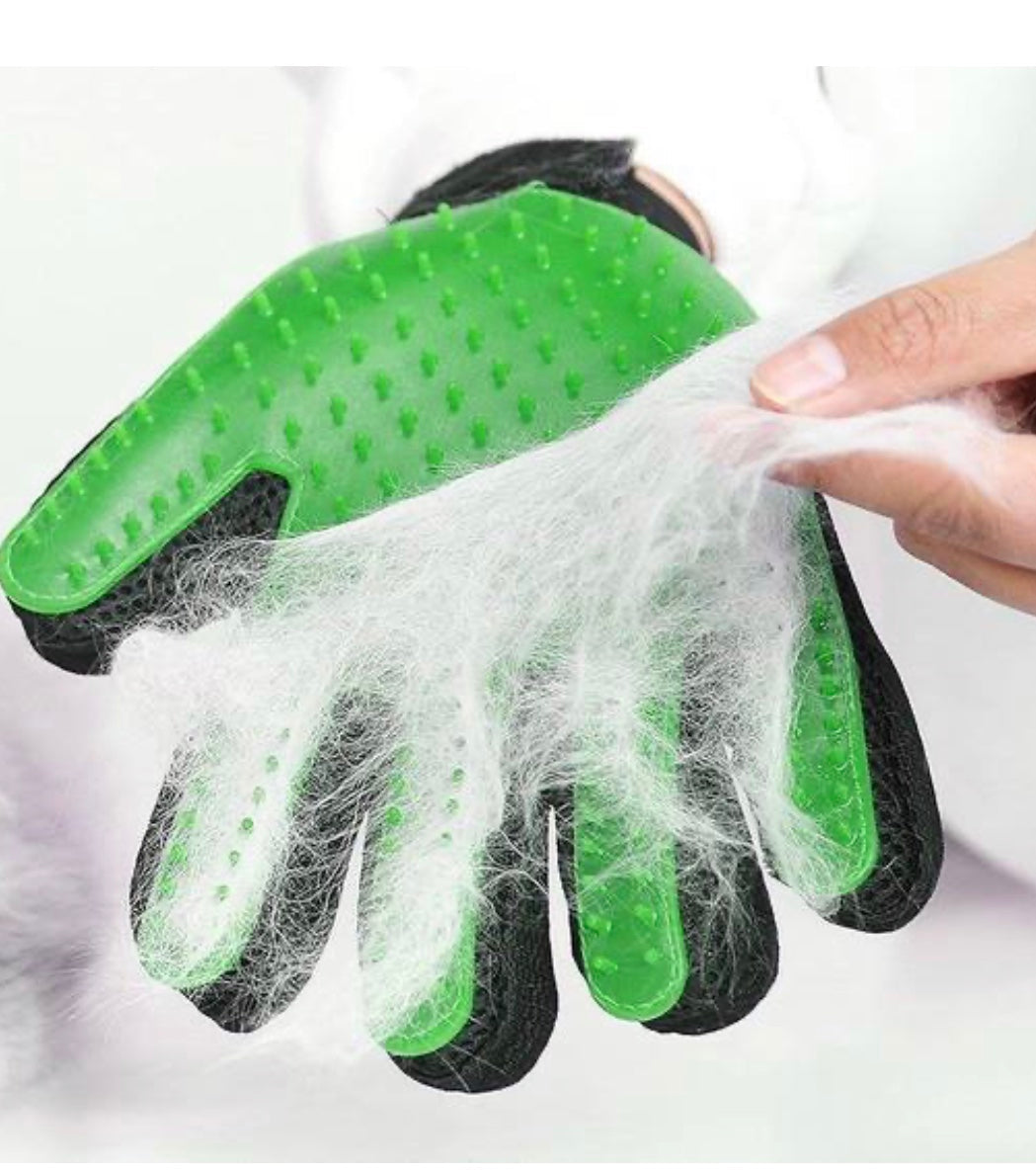 GentleTouch pet grooming glove removing fur from cat and dog coat with 181 silicone tips